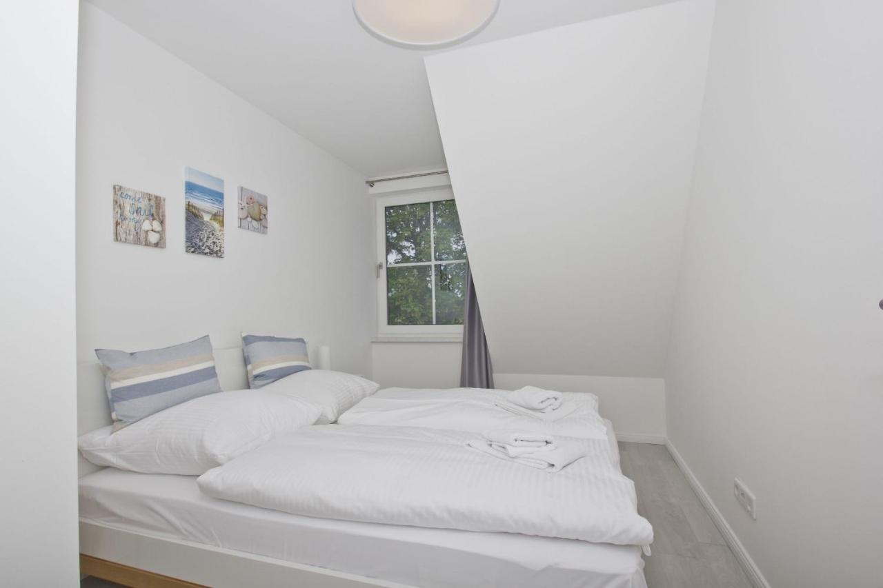 Gratis Nutzung Vom Ahoi Erlebnisbad Und Sauna In Sellin - Haus Inselwind Fewo Meerwellen Groß Zicker المظهر الخارجي الصورة
