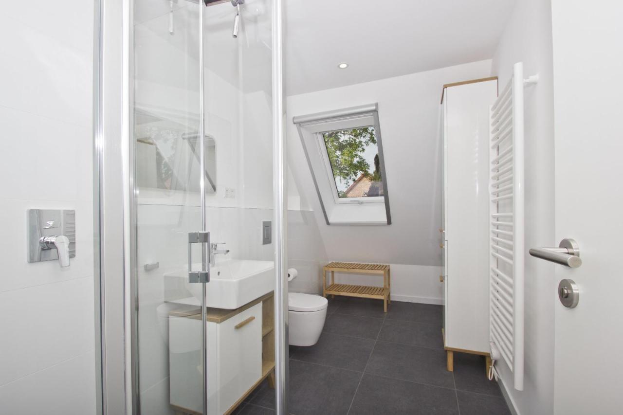 Gratis Nutzung Vom Ahoi Erlebnisbad Und Sauna In Sellin - Haus Inselwind Fewo Meerwellen Groß Zicker المظهر الخارجي الصورة